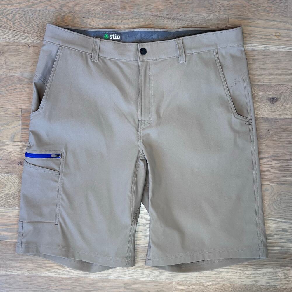 Stio Performance Hiking Cargo Shorts Nylon Khaki Tan Mens Size 38